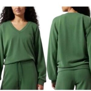 Athleta Willow- V-Neck Green Women's Sweater
